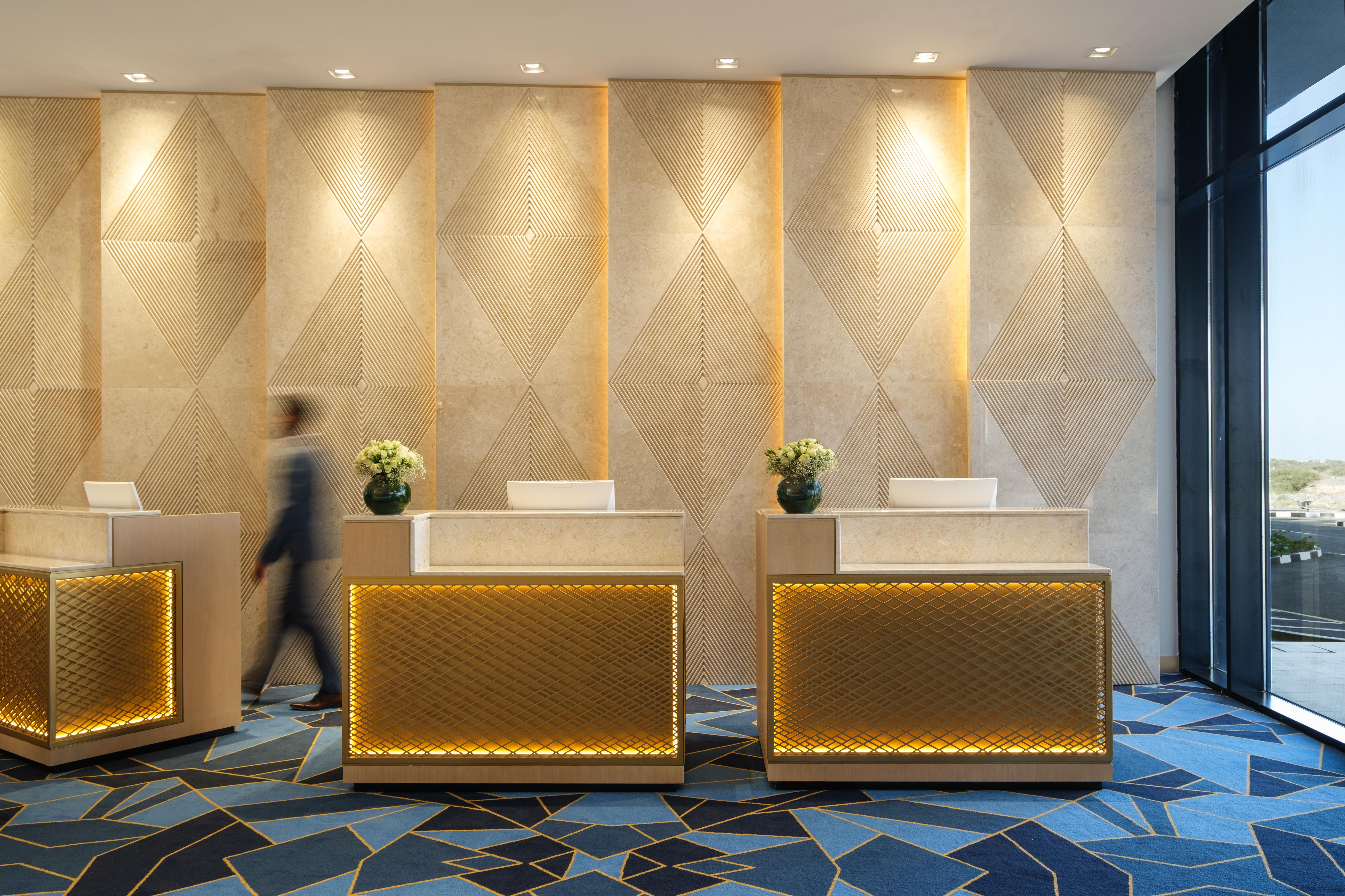 Maani Muscat Hotel & Suites Luaran gambar