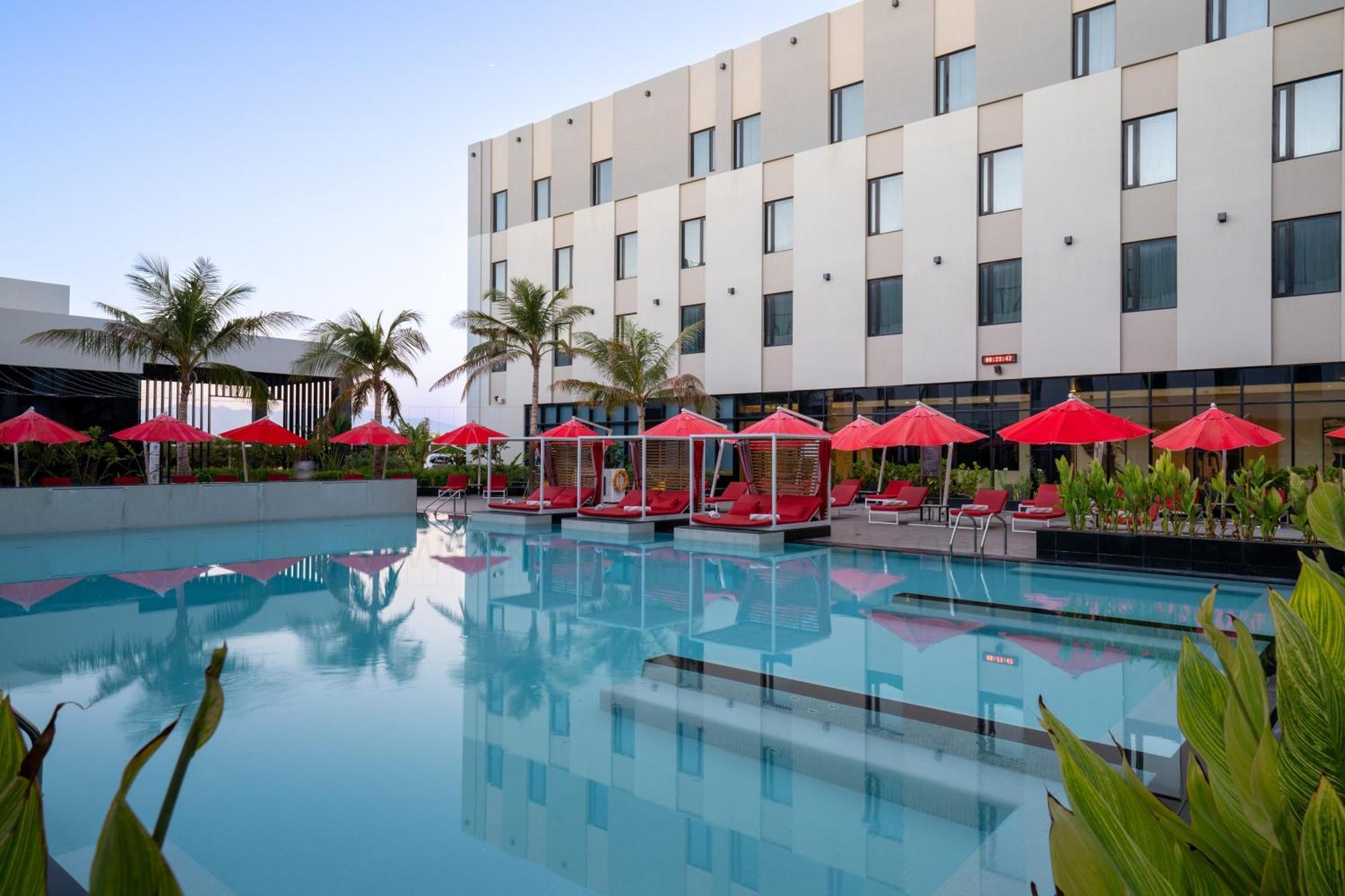 Maani Muscat Hotel & Suites Luaran gambar